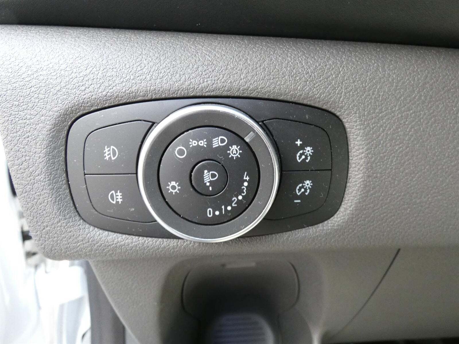 Hvid Ford Transit Custom 300L fra 2022