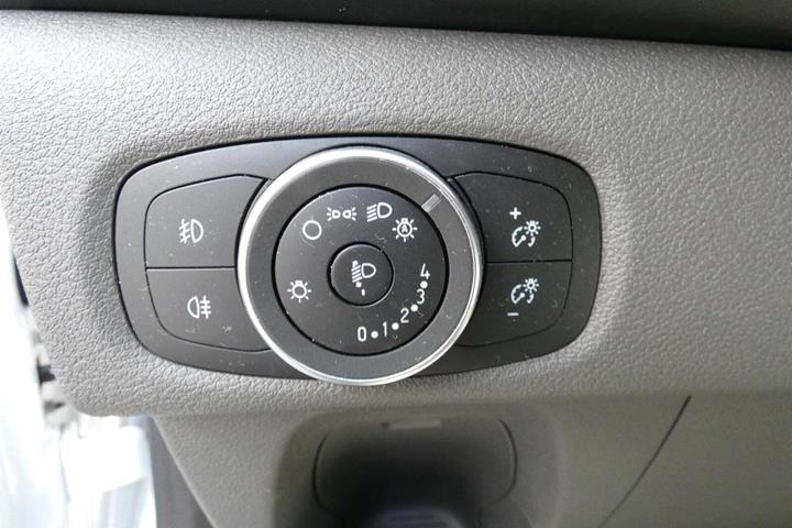 Hvid Ford Transit Custom 300 L2 fra 2022