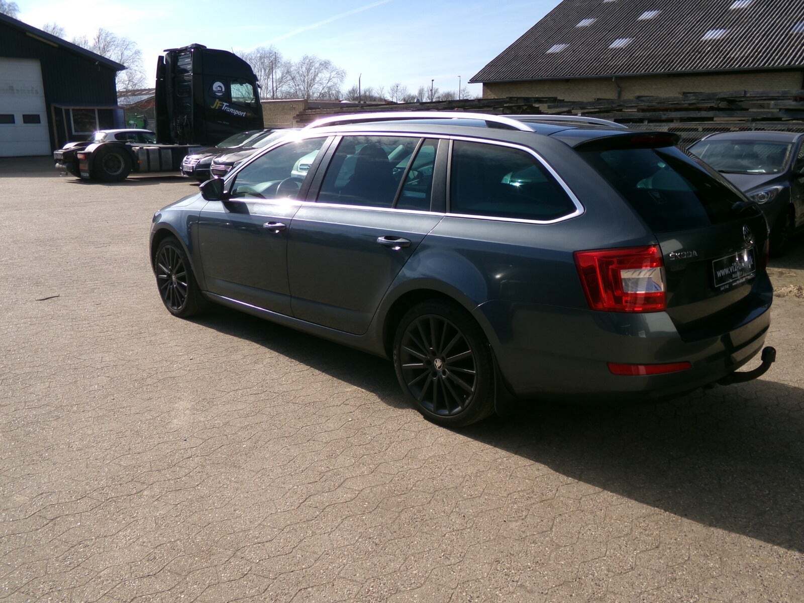 undefined Skoda Octavia fra 2015