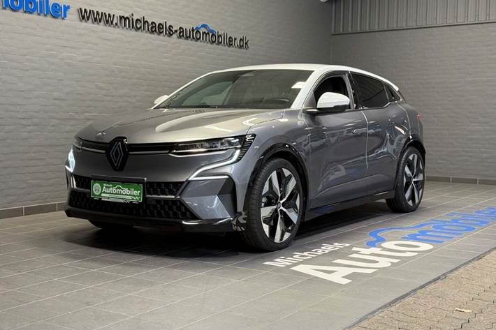 Grå Renault Megane E-Tech fra 2024