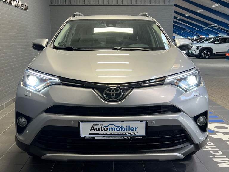 Toyota RAV4 2,0 D-4D T3