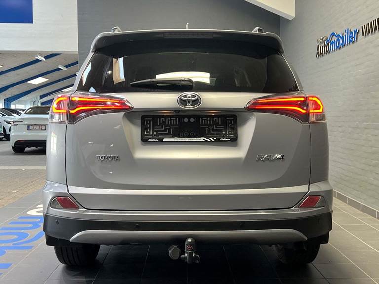 Toyota RAV4 2,0 D-4D T3