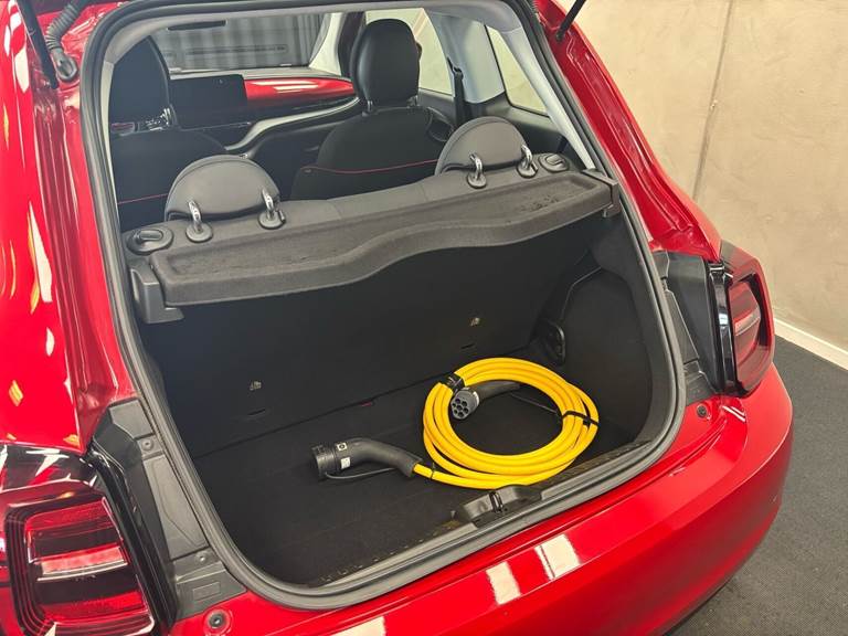 Fiat 500e EL RED 118HK 3d Aut.