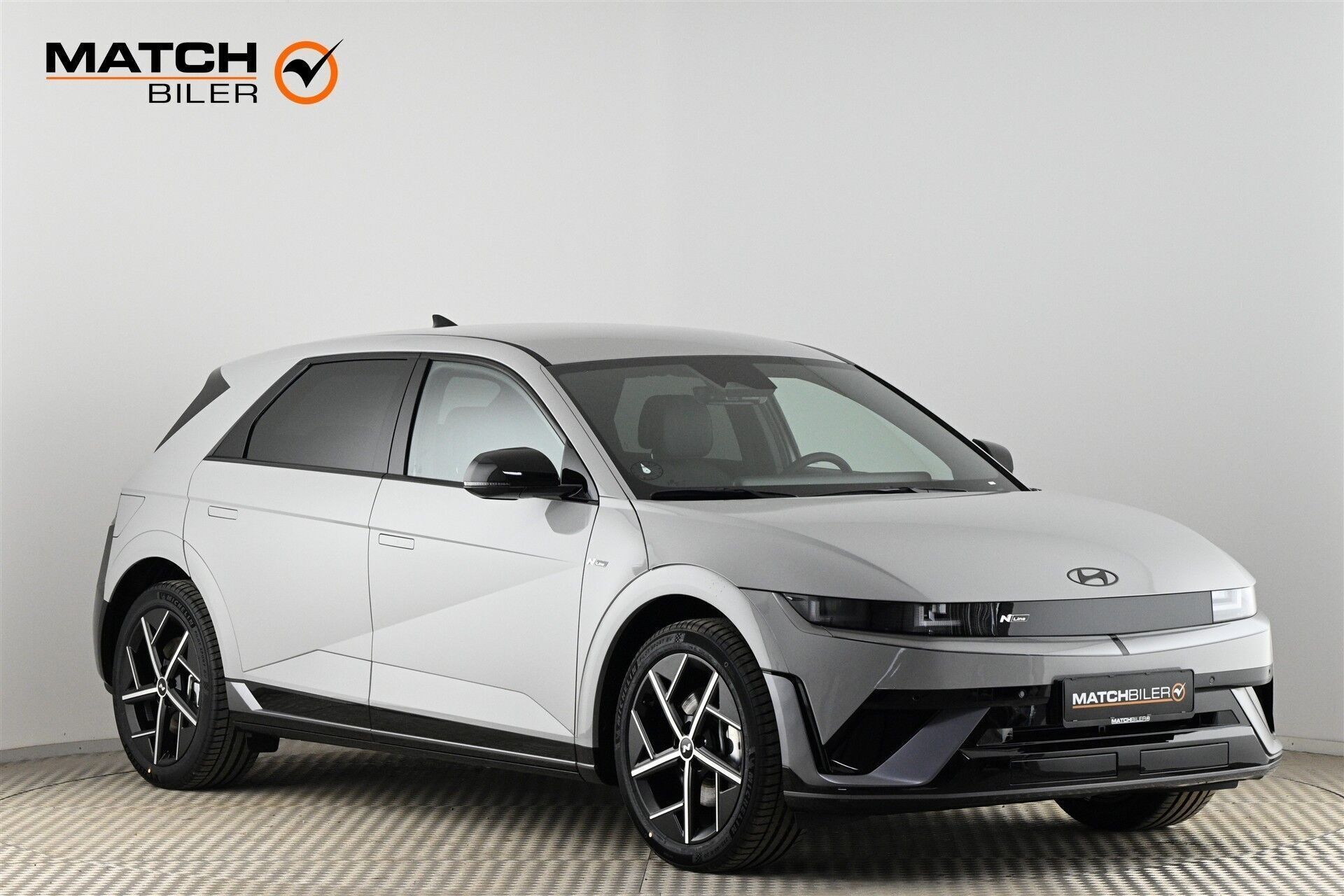 Grå Hyundai Ioniq 5 fra 2026
