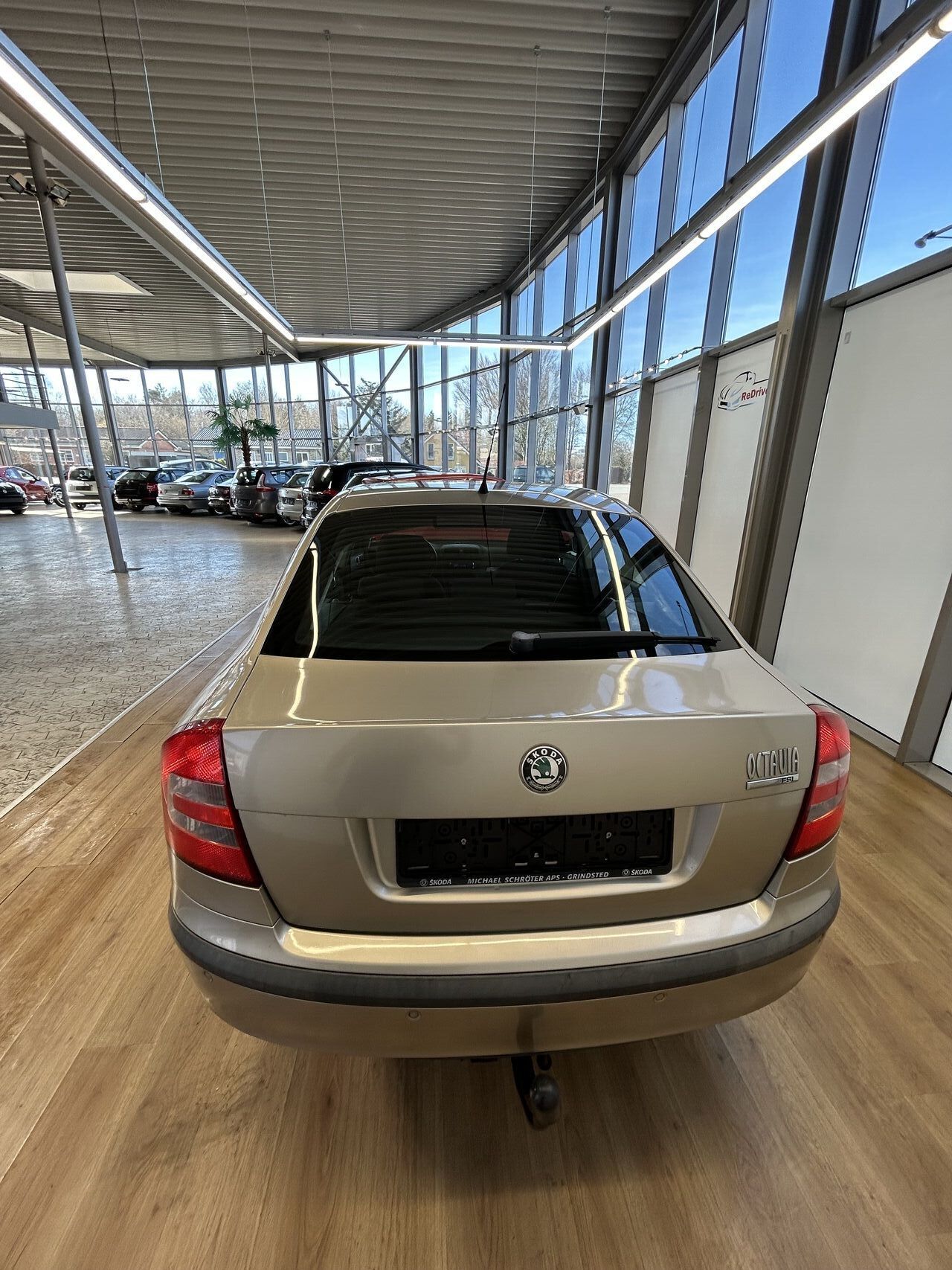 Skoda Octavia 1,6 Tour 102HK 5d Aut.