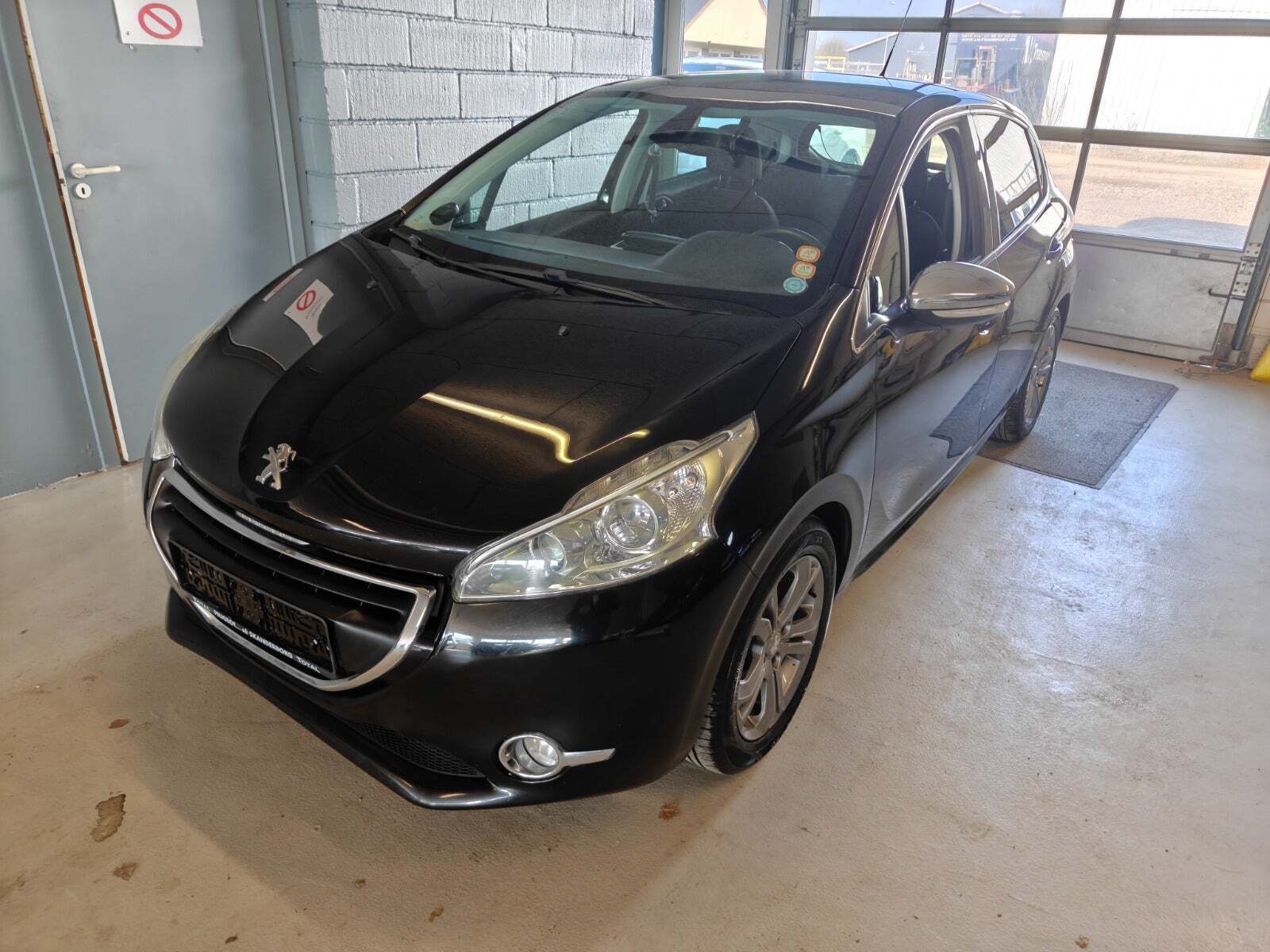 Peugeot 208 1,2 VTi 82 Allure