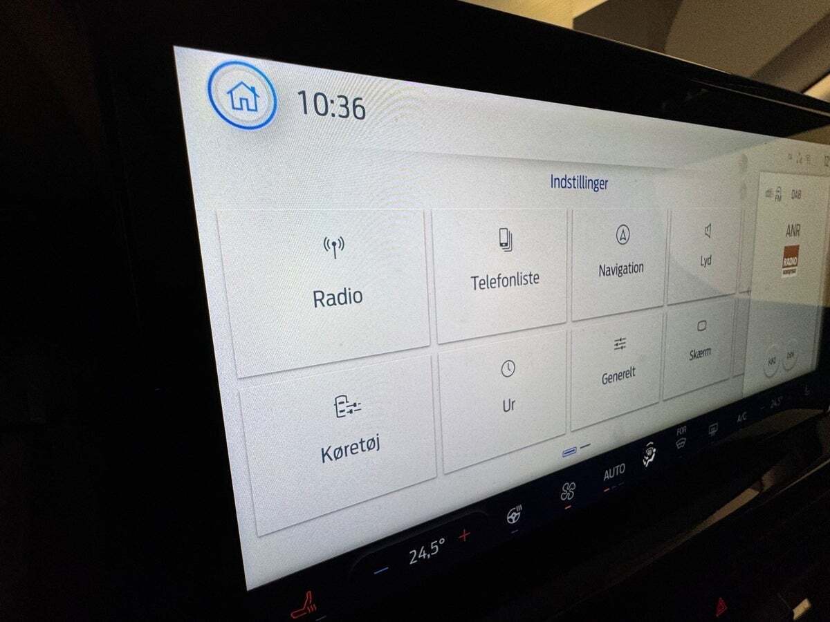 Sølv Ford Tourneo Custom 340L fra 2024