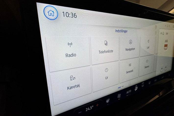 Sølv Ford Tourneo Custom 340L fra 2024