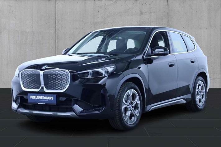 Sort BMW iX1 fra 2023