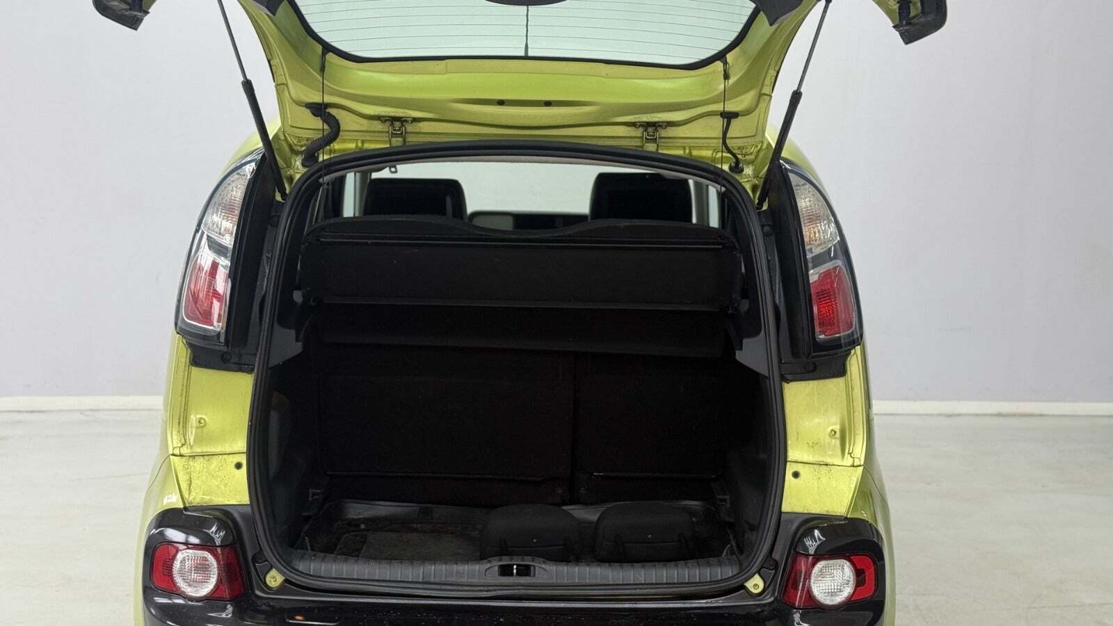 Grøn Citroën C3 Picasso fra 2010