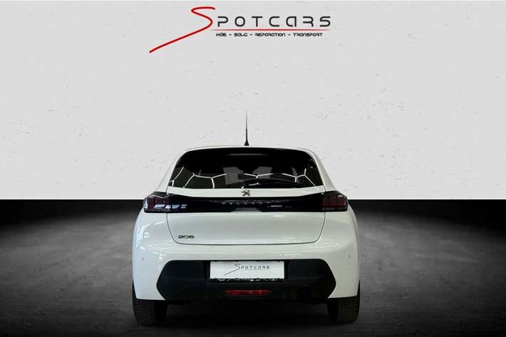 Hvid Peugeot 208 fra 2020