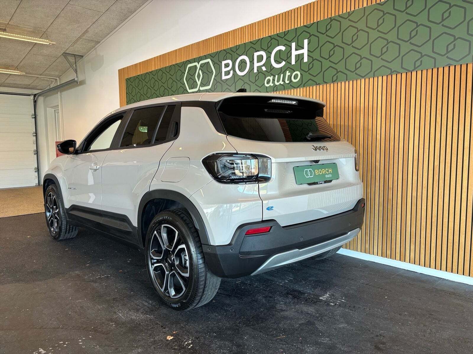 Jeep Avenger 54 Summit