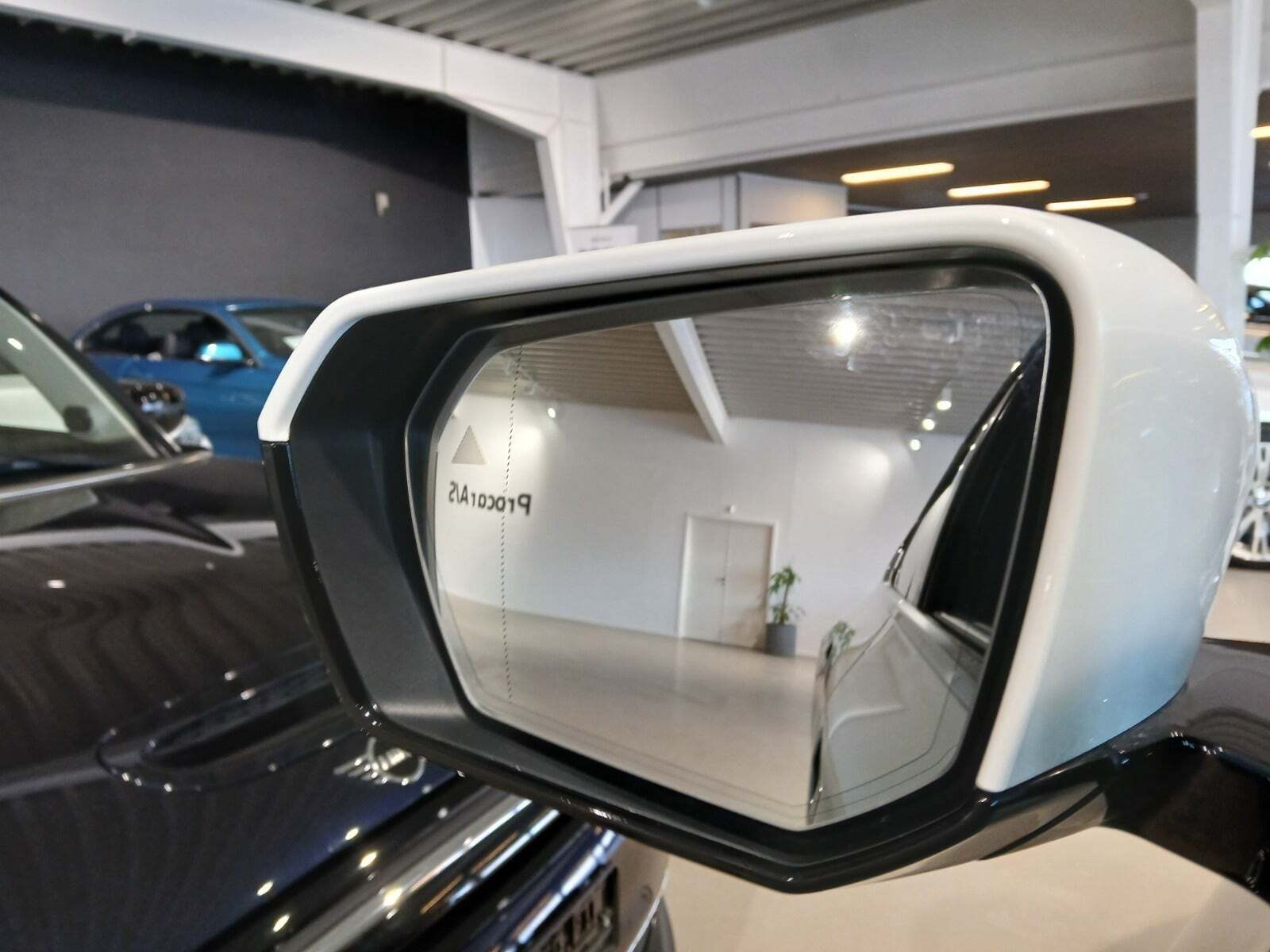 Hvid BMW iX fra 2023