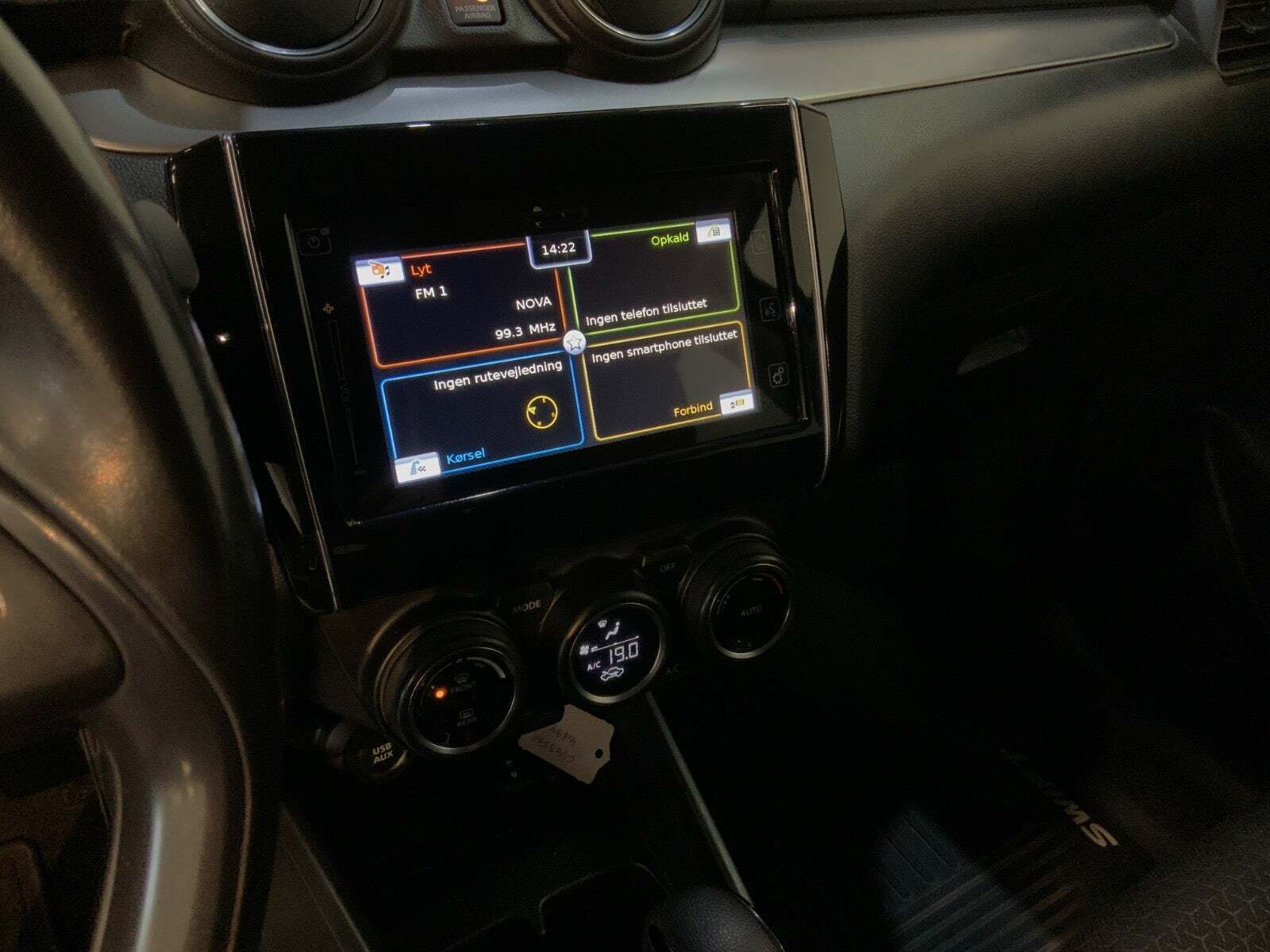 Blå Suzuki Swift fra 2020