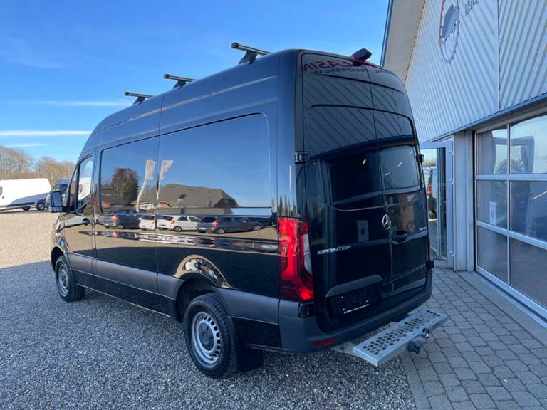 Mercedes Sprinter 317 2,0 CDi A2 Kassevogn aut. RWD