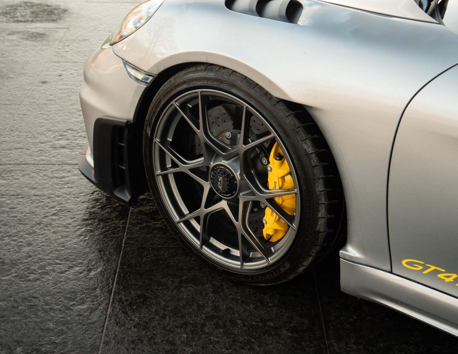 Porsche 718 Cayman GT4 RS 4,0 PDK