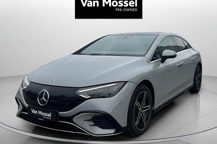 Grå Mercedes EQE350 fra 2023