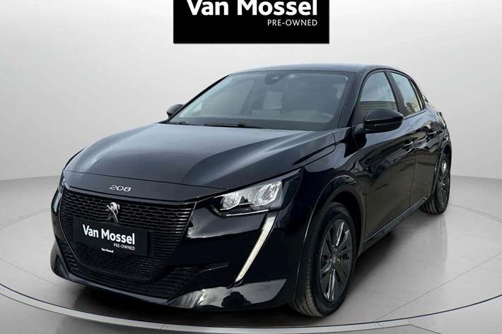 Sort Peugeot e-208 fra 2023