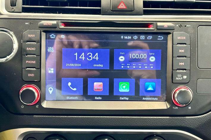 Grå Kia Rio fra 2017