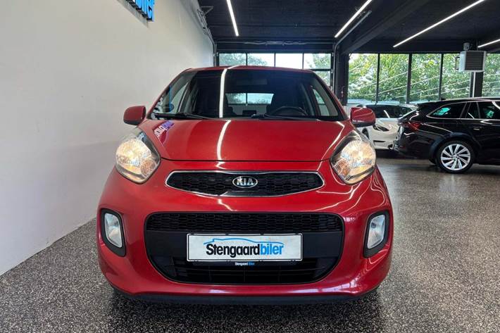 Rød Kia Picanto fra 2016