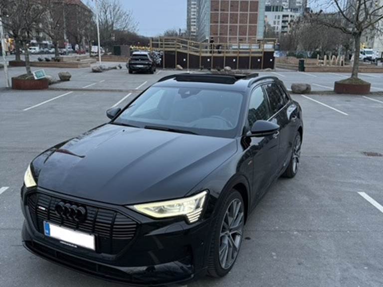 Audi e-tron 50 S-line quattro