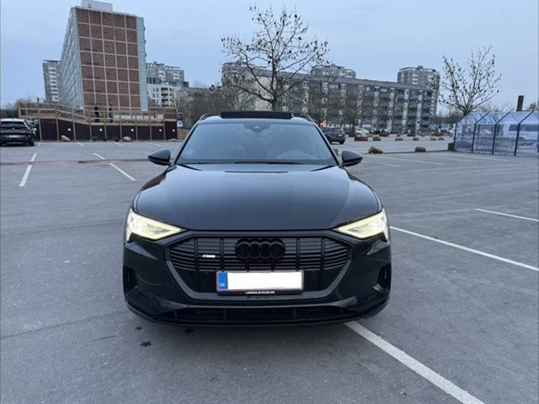 Audi e-tron 50 S-line quattro