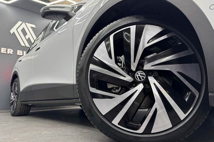 Hvid VW ID.4 fra 2025