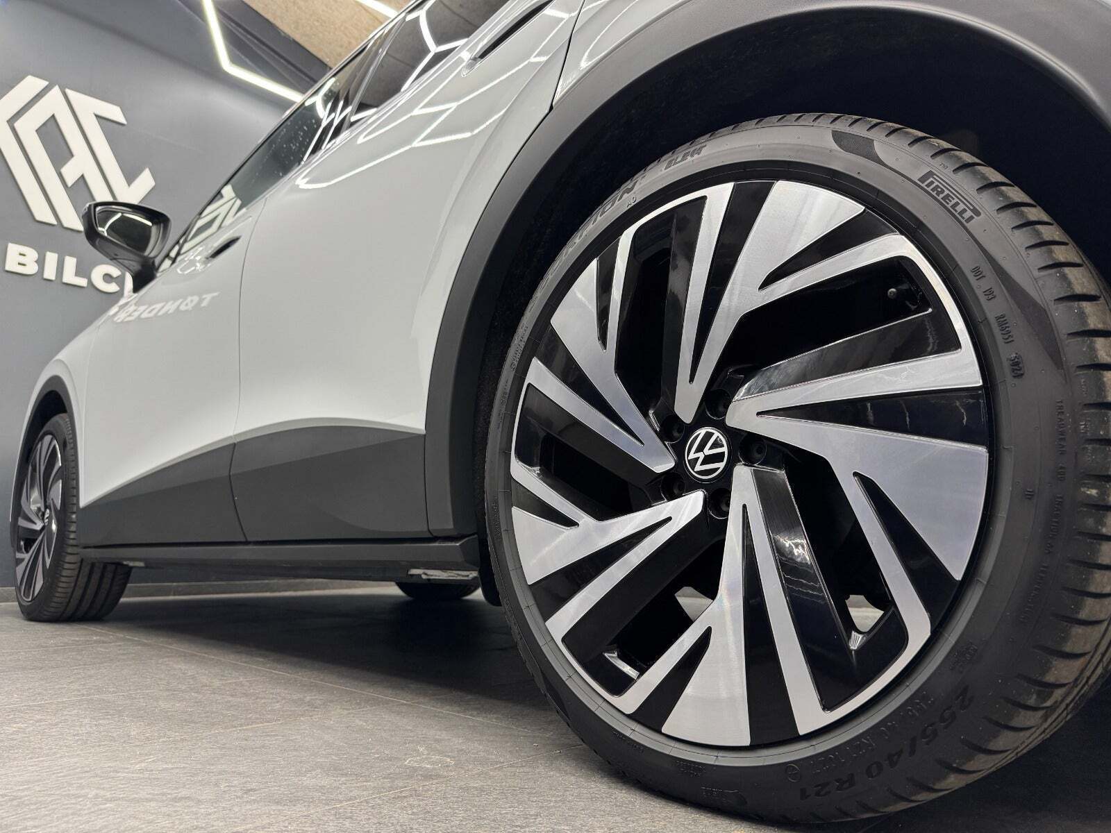 Hvid VW ID.4 fra 2025