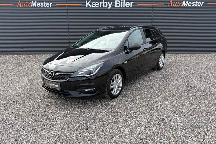 Sort Opel Astra fra 2020