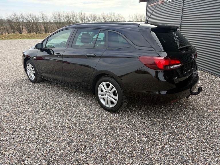 Opel Astra 1,2 T 110 Edition Sports Tourer