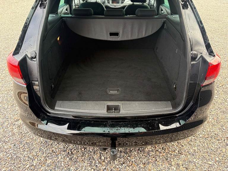 Opel Astra 1,2 T 110 Edition Sports Tourer