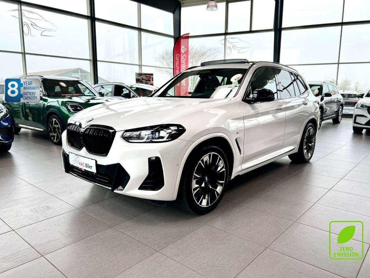 BMW iX3 Charged Plus M-Sport