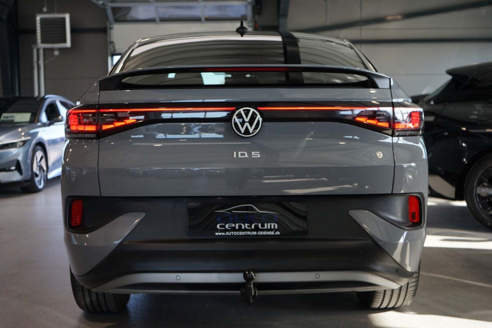Grå VW ID.5 fra 2023