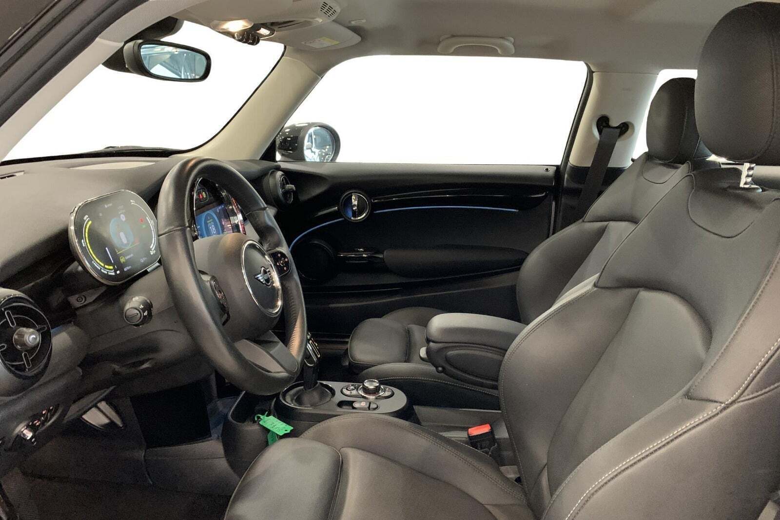 Mini Cooper SE Classic