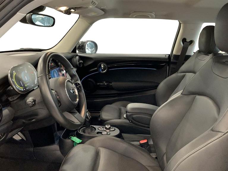 Mini Cooper SE Classic