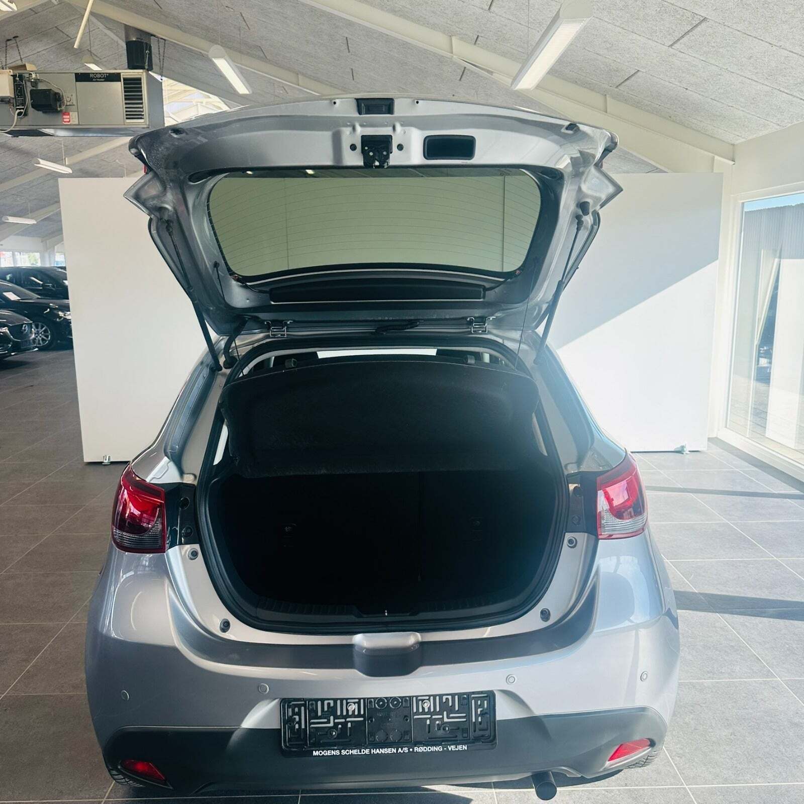 undefined Mazda 2 fra 2015