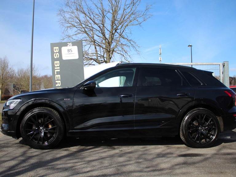 Audi e-tron 50 S-line quattro