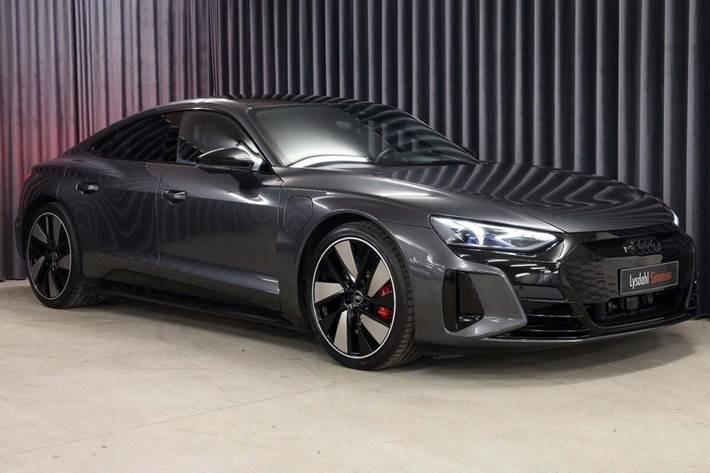 Grå Audi e-tron GT fra 2021