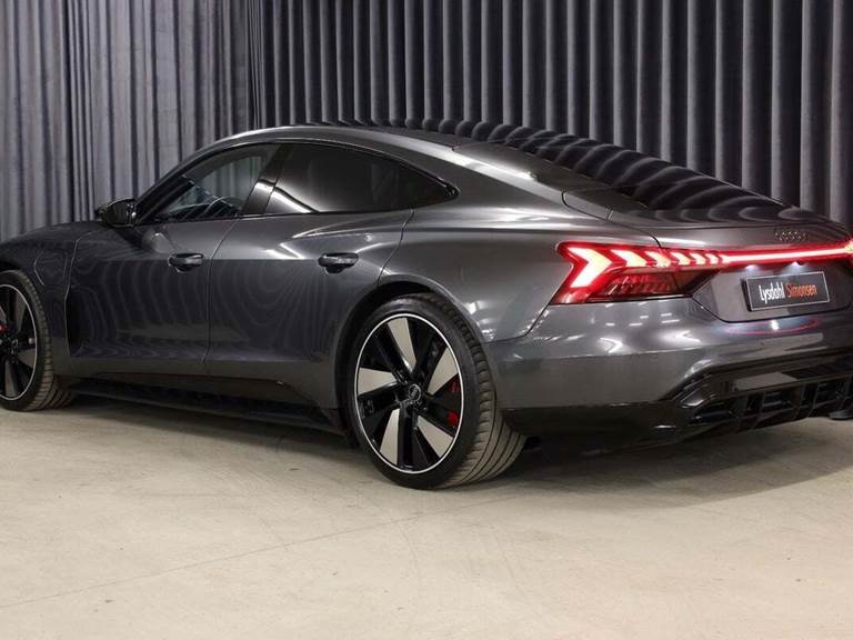 Audi e-tron GT quattro