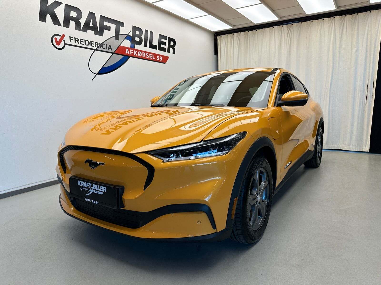 Ford Mustang Mach-E 88 Extended Range