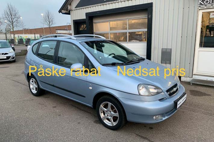Blå Chevrolet Tacuma fra 2009 set udefra
