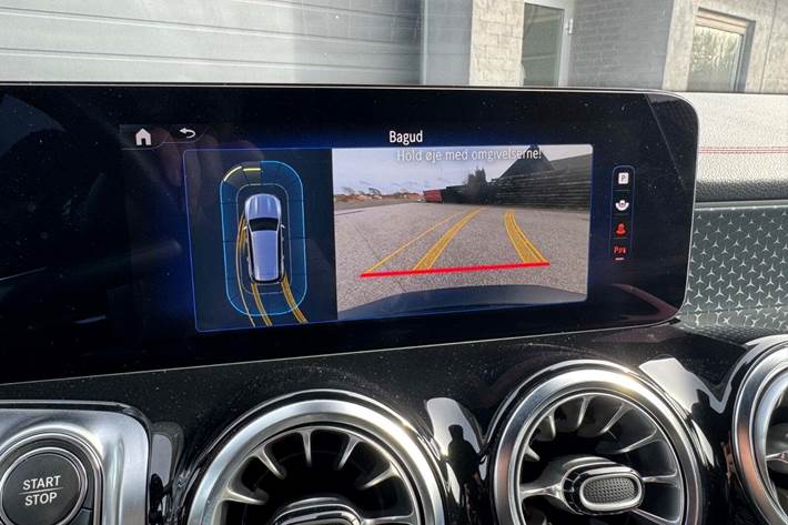 undefined Mercedes EQB250+ fra 2023