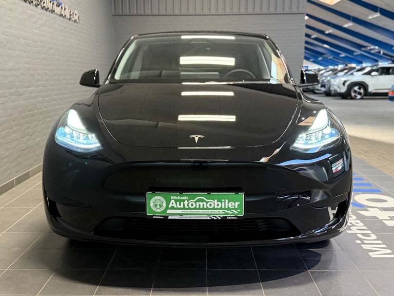 Tesla Model Y RWD