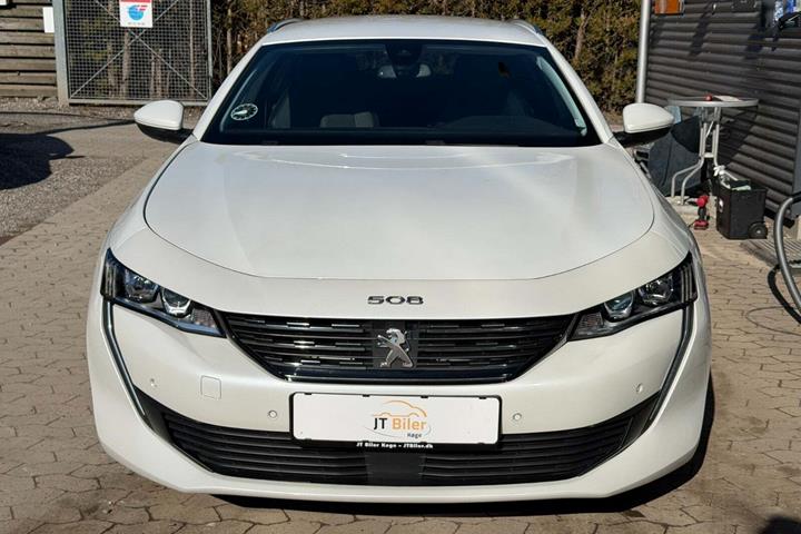 Hvid Peugeot 508 fra 2020