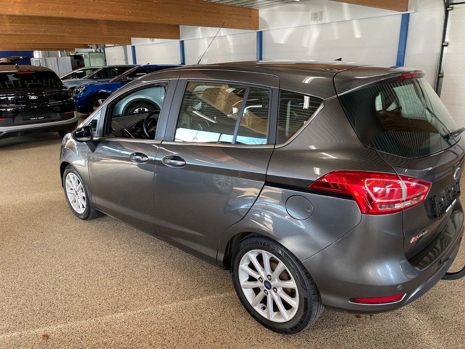 Ford B-MAX 1,0 SCTi 100 Titanium