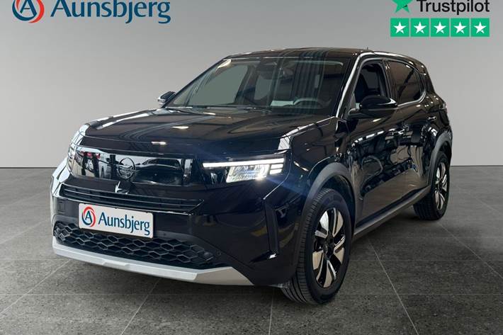 Sort Opel Frontera fra 2025 set udefra