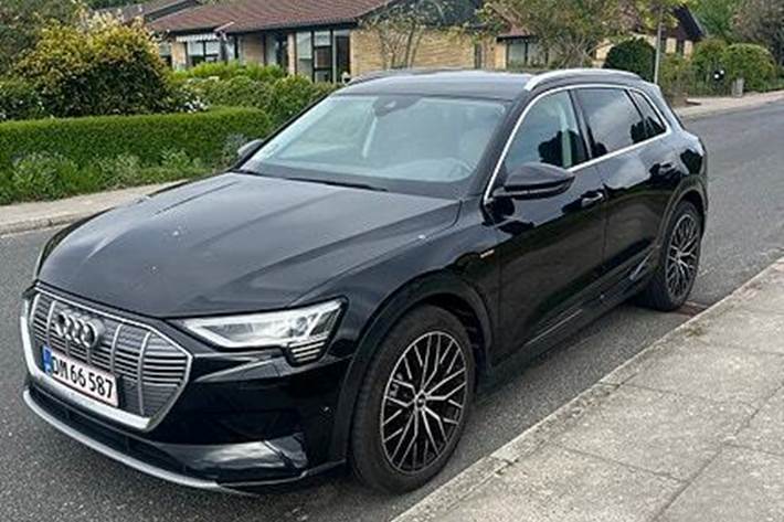 Sort Audi e-tron fra 2020