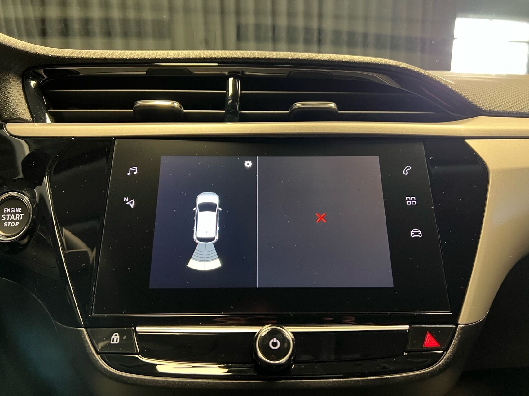 Hvid Opel Corsa-e fra 2023