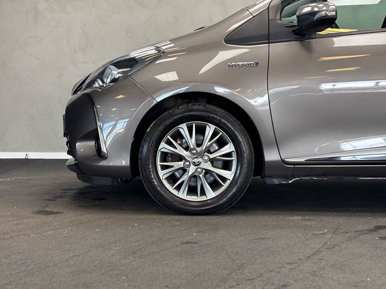 Toyota Yaris 1,5 Hybrid H2 Premium E-CVT 100HK 5d Trinl. Gear