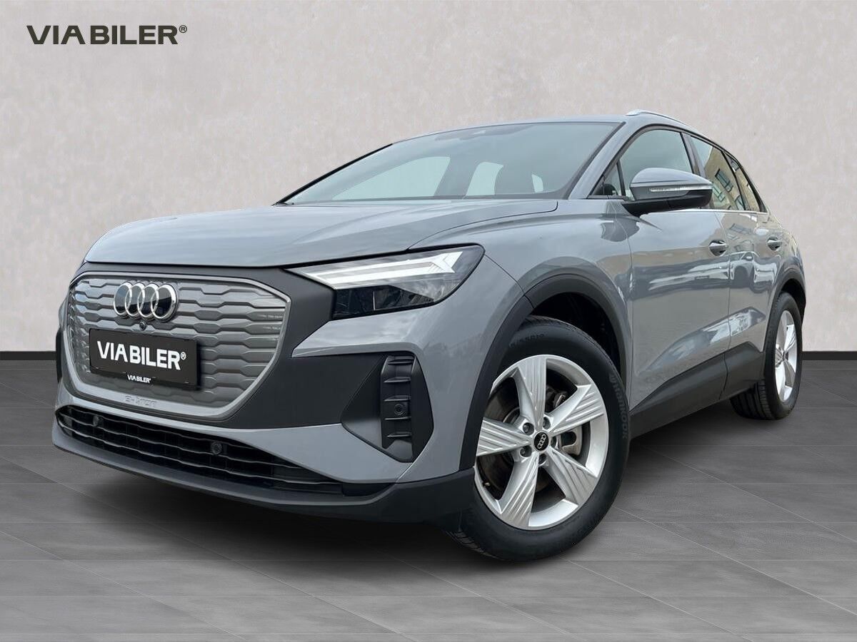 Grå Audi Q4 fra 2024